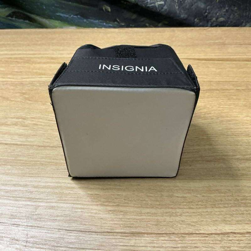 Insignia - Mini Flash Diffuser 3.75" x 3.75" Open Box, Never Used