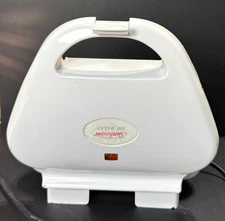 Vintage Sunbeam Pie Maker Model 4805