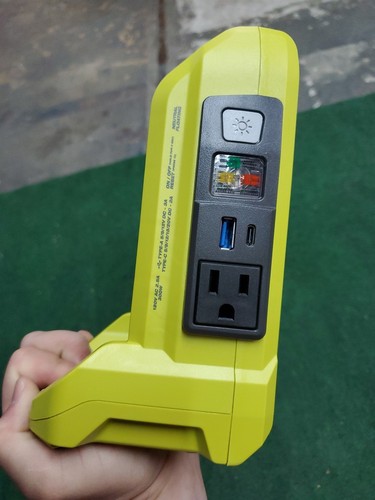 RYOBI RYi300BG 300-Watt Powered Inverter for 40-Volt Battery-NewOB Free Shipping - Bild 5 von 7