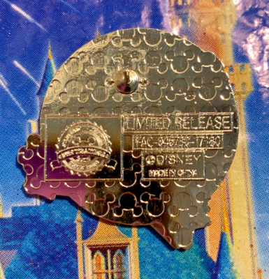 💙 RARE Stitch Disney Springs Pin - Catch Me If You Can Scavenger