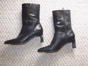 black leather boots 2 inch heel