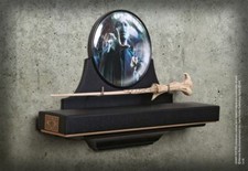 HARRY POTTER LORD VOLDEMORT WAND AND WOOD WAND WALL DISPLAY NEW