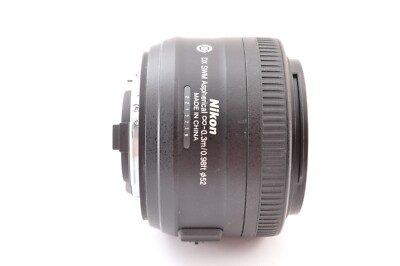 Nikon AF-S DX NIKKOR 35mm f/1.8 G Lens from Japan 