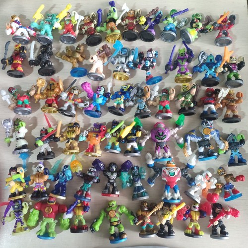 Figurine articulée Akedo Ultimate Arcade Warriors Mini Battle Votre