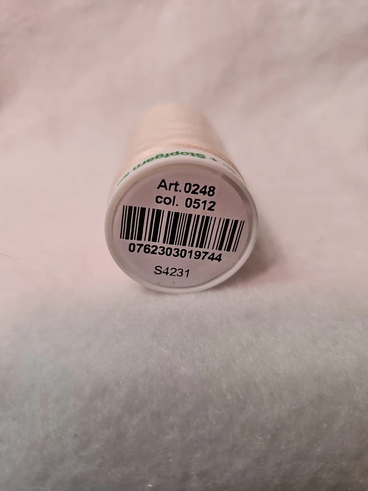 Mettler Cotton Thread Silk Finish 60 weight 2 ply 170d 800 meters/875 yds Beige - Image 2 of 2