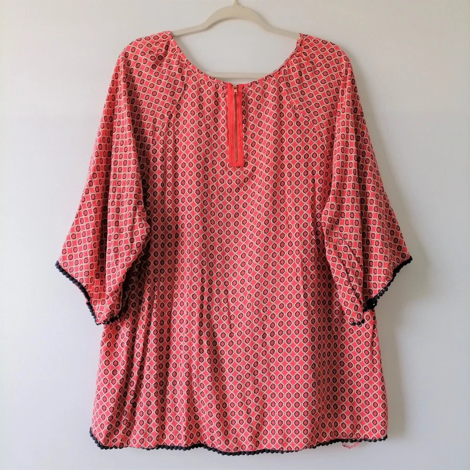 Blusa túnica estampada con cierre de cremallera trasera ribete pompón sombra de ojos para mujer talla 2X Foto 4 de 4