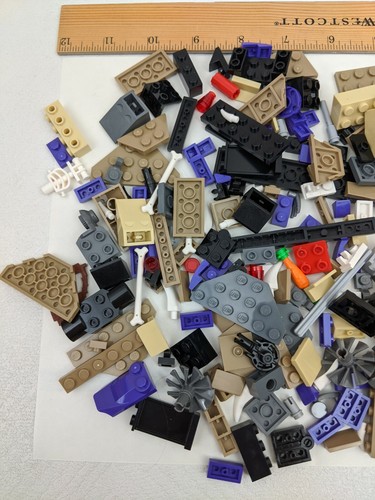 Lego Lot Misc. Pieces - Picture 2 of 5