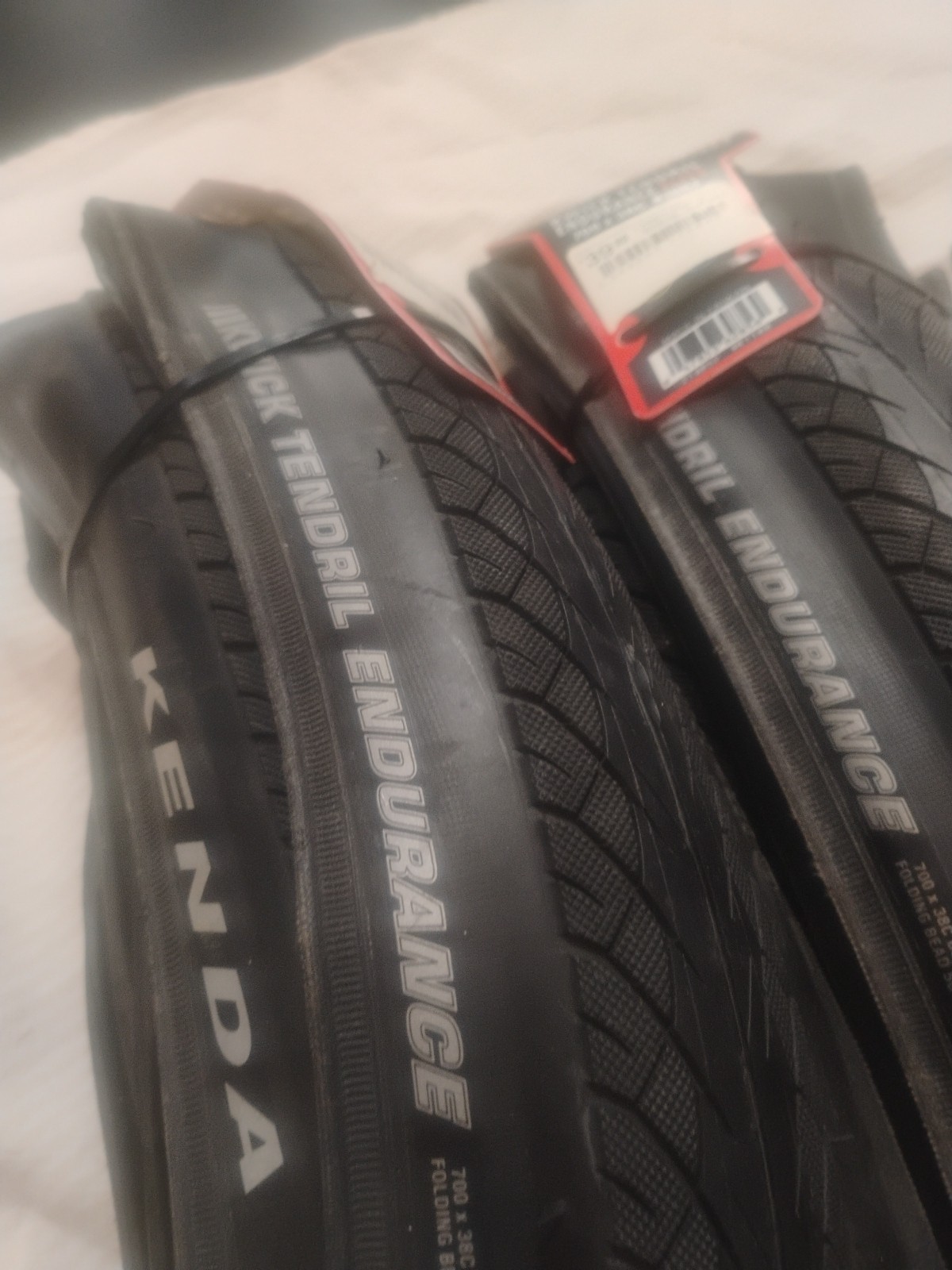 2 Kenda Kwick Tendril 700 X 38c  Tires Fast Free Shipping