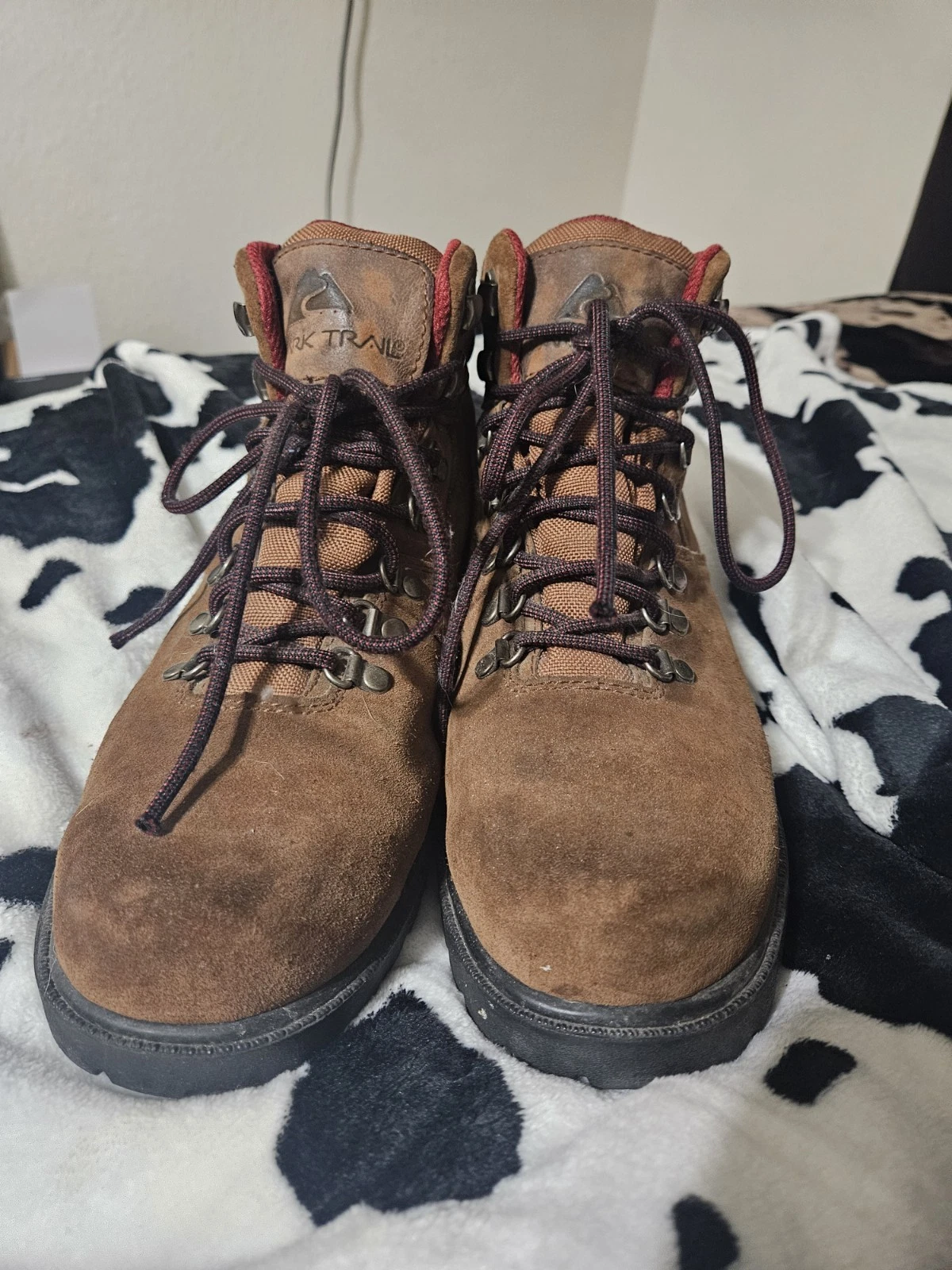 Ozark Trail Mens Brown Black Red Leather Hiking Boots Size 9.5