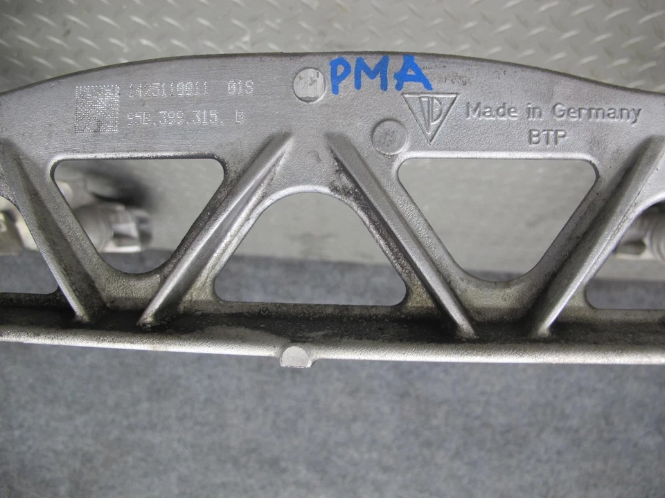 Porsche Macan 95B 2015-2018 suspensión delantera travesaño portaaviones 95B399315B Foto 2 de 4