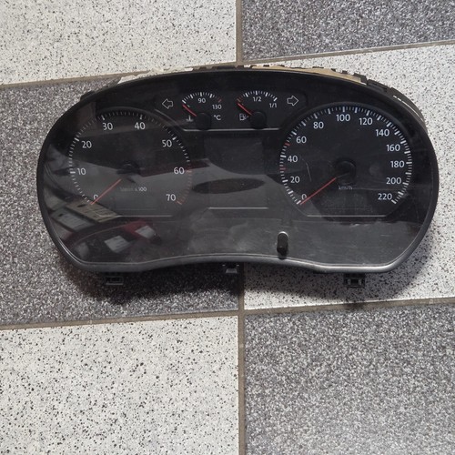 VW Polo 9N Tacho Kombiinstrument 6Q0920804