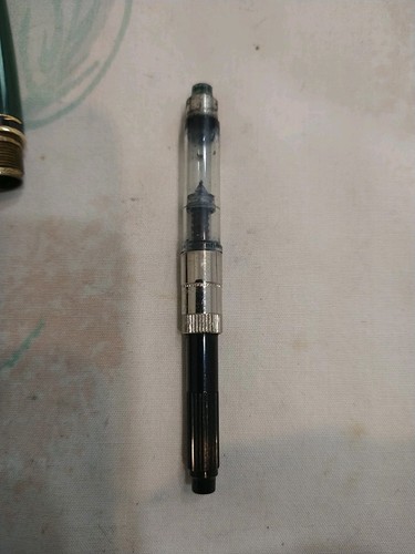 Montblanc Generation Green Resin Fountain Pen 14k Gold Medium Point Nib - 第 20/21 張圖片
