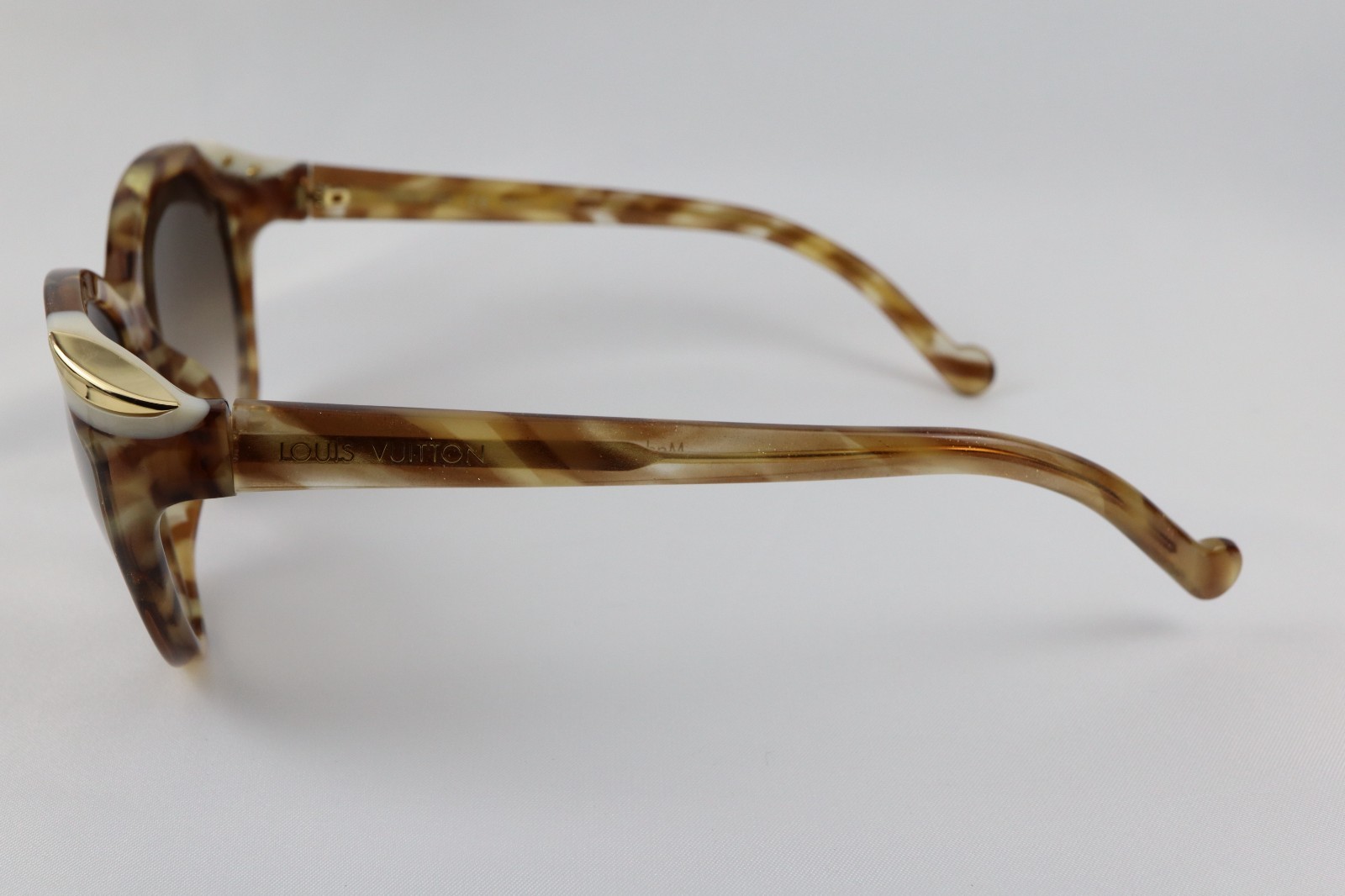 LOUIS VUITTON Z0747E Cat Eye Sunglasses Tortoise Made in Italy with Case thumbnail 6