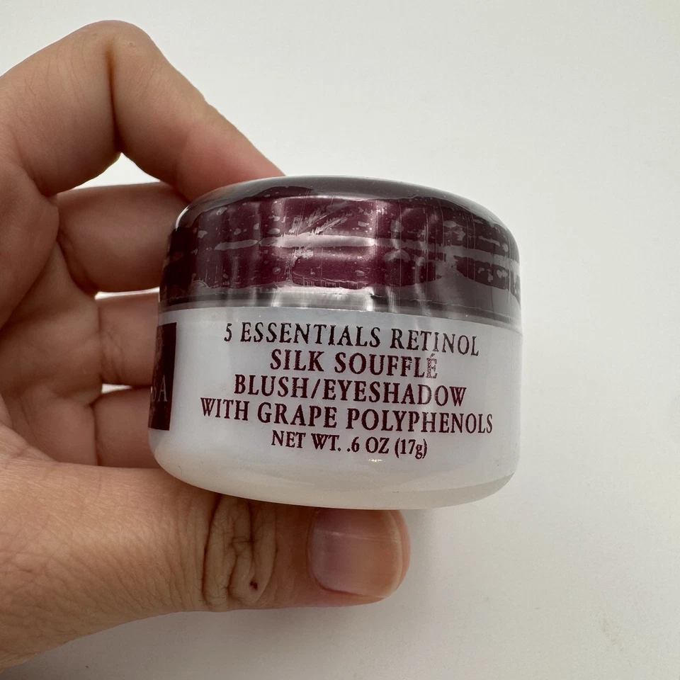 Signature Club A 5 Esssentials Retinol Silk Blush Eyeshadow .6 oz NEW - Image 3 of 4