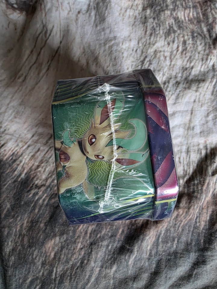 Pok mon TCG Evolution Celebration Leafeon GX Tin SEALED RARE 2018 Eevee pok-mon-tcg-evolution-celebration-leafeon-gx-tin-sealed-rare-2018-eevee