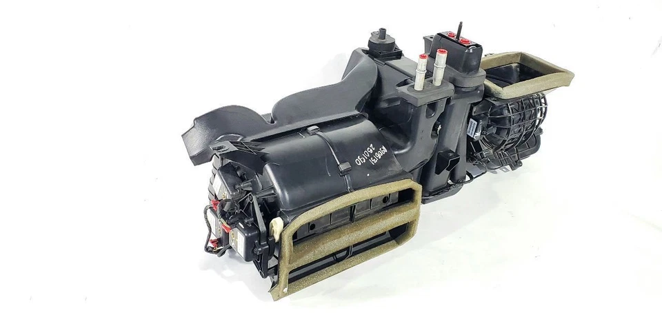 06 10 庞蒂亚克 Solstice 原始设备制造商完整交流蒸发器外壳组件带鼓风机  — 第 2/4 张图片