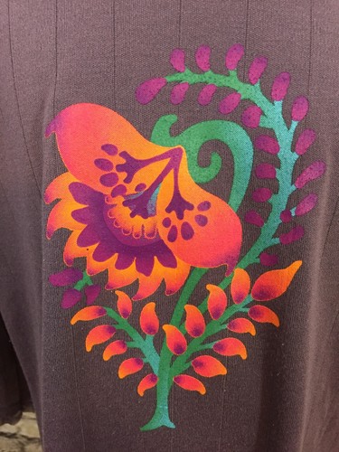 Girls Sz 5 AMERICAN GIRL Gray Ruffle Detail Flower Graphic Long-Sleeved T-Shirt - Picture 3 of 9
