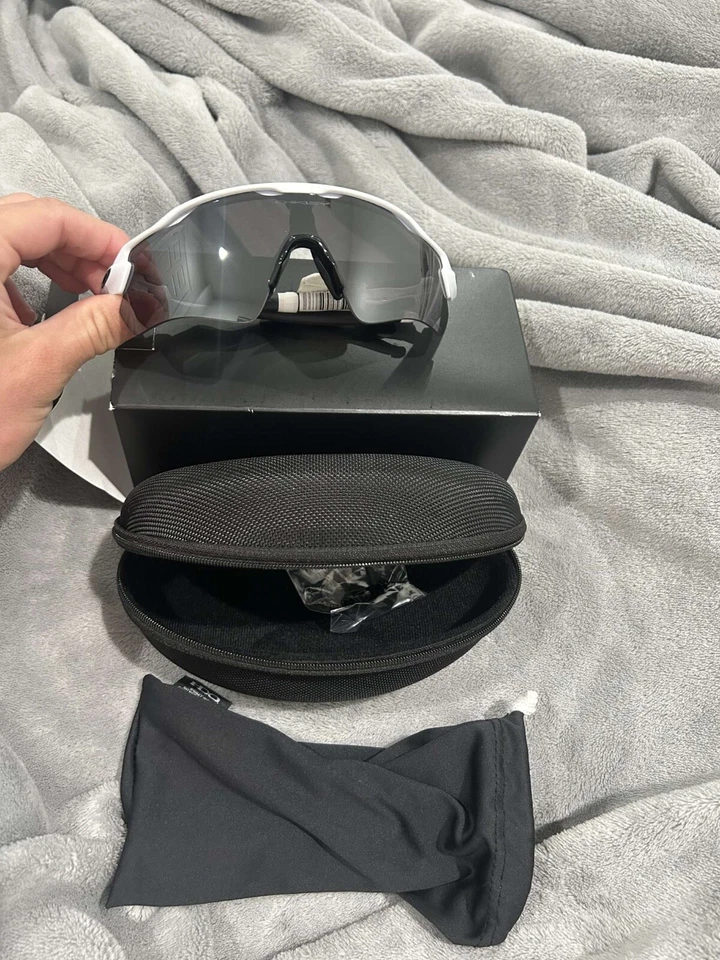 Gafas de sol Oakley Radar EV Path protectoras para hombre - negras/grises (OO9208-C4)