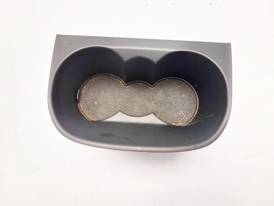 AUDI A1 8X 2011 CONSOLA CENTRAL DELANTERA PORTAVASOS BANDEJA 8X0862533 Foto 3 de 4