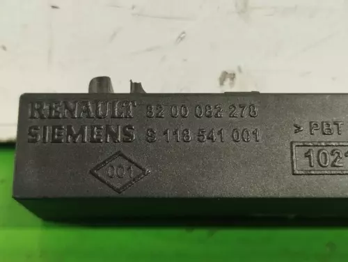 8200082278 Antena para RENAULT SCENIC II (JM) * 2003 115753 - Imagen 1 de 11