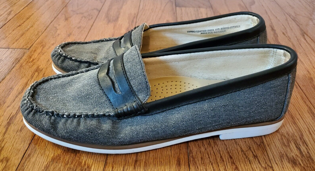 Weejuns G.H. Bass & Co. Loafers Slip On Gray Canvas Leather Accents Size… Men's Larson Weejuns® Venetian Loafer Black | G.H. Bass main image 4