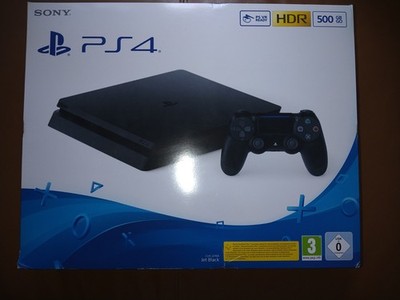Sony PlayStation 4 Slim 500GB. Neu von Sammlung.