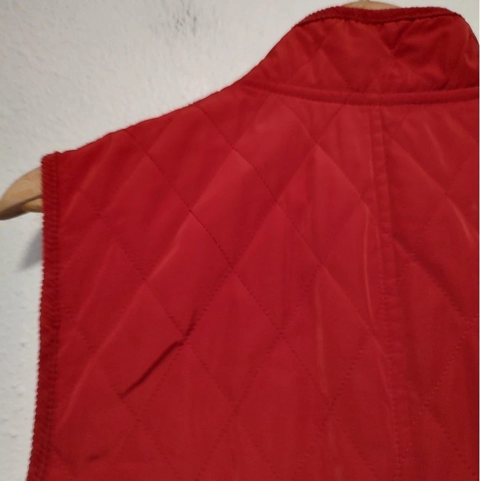 Talbot's Red Quilted Zip Front Corduroy Trim Stretch Sides Pockets Vest Size L - Image 4 of 4