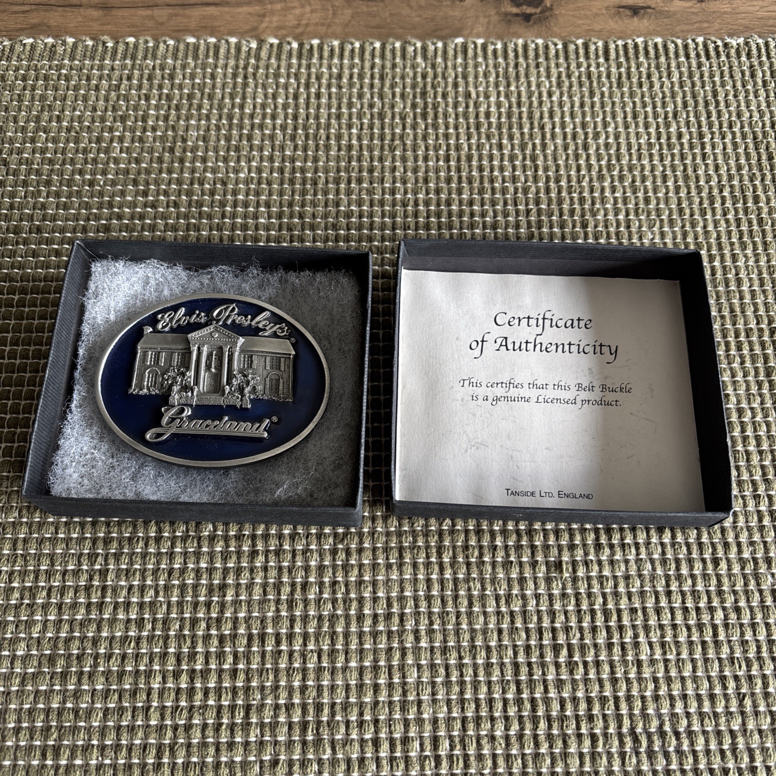 Elvis Presley Graceland Mansion Belt Buckle Rare  Limited Edition - Licensed 