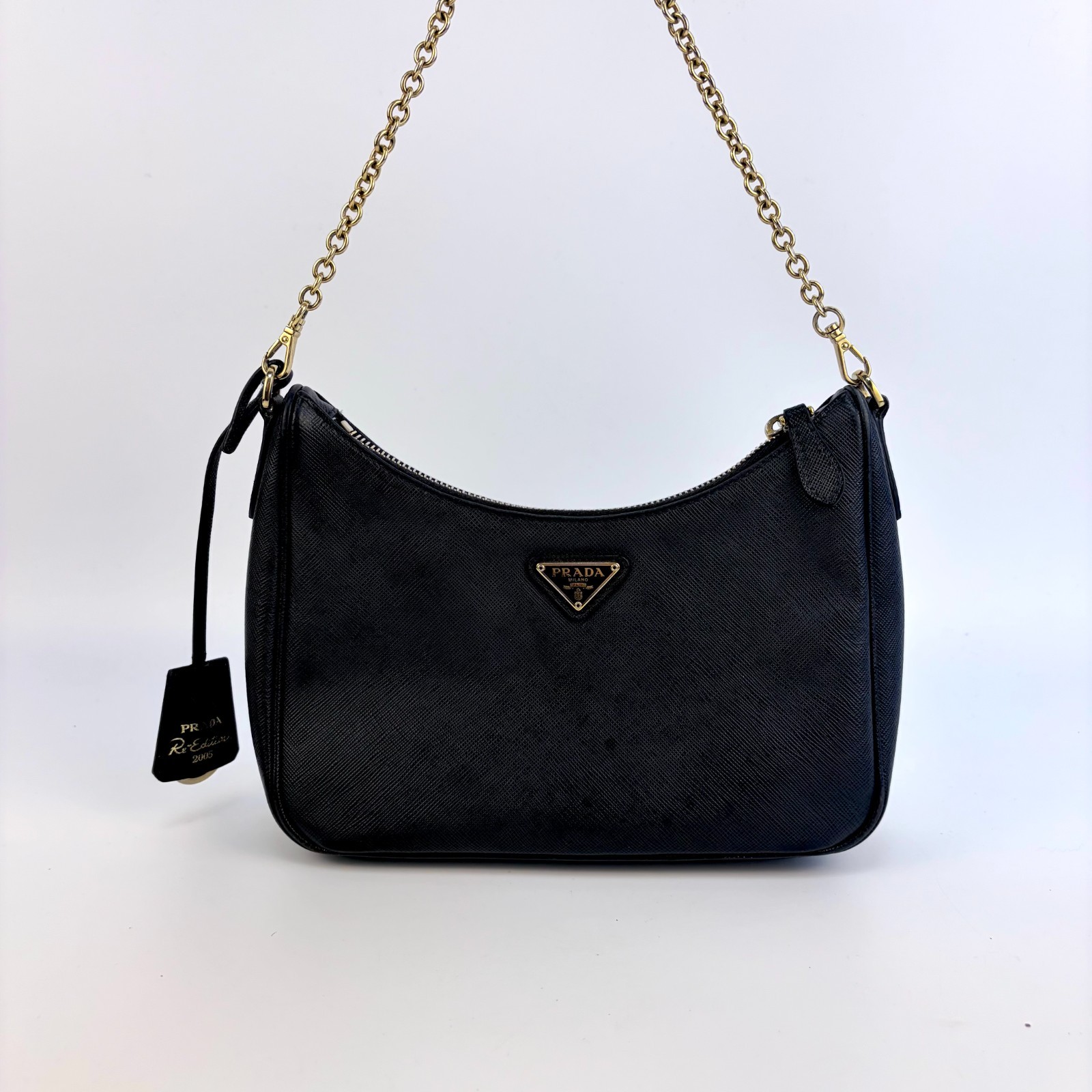 PRADA  Hobo Re-edition 2005 Saffiano Leather Crossbody in Black