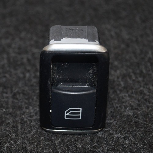 MERCEDES-BENZ C W204 Schalter Fensterheber hinten rechts A2049058102 2013