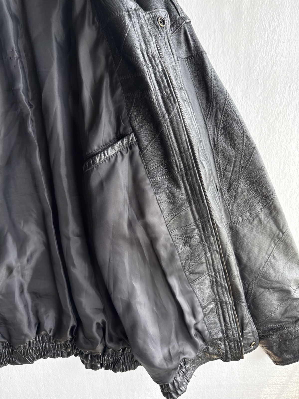 Men’s Black Leather Patchwork Bomber Jacket Size … - image 6