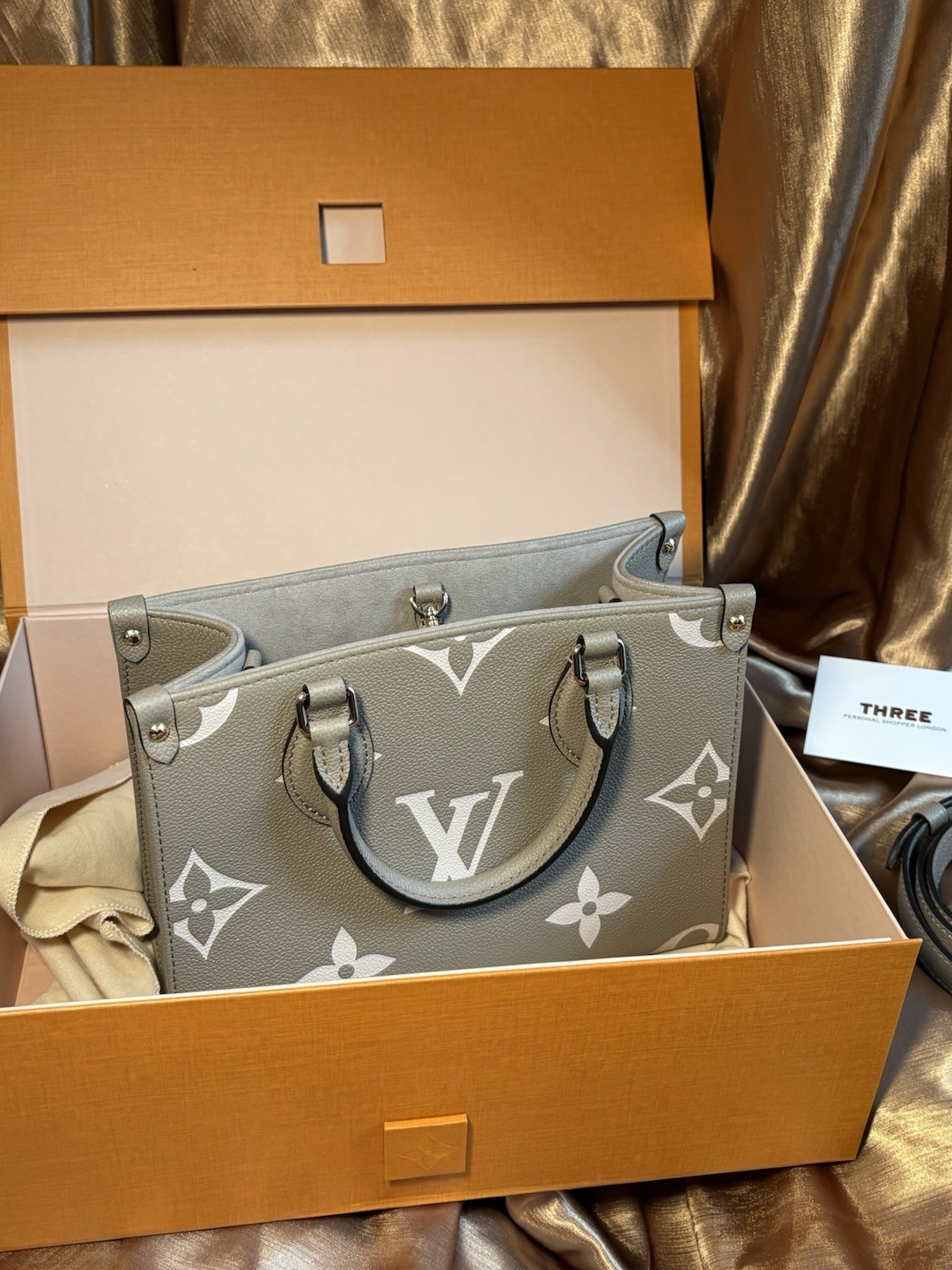 Louis Vuitton Onthego Tote PM Tourterelle Beige Cream Leather Monogram Empreinte