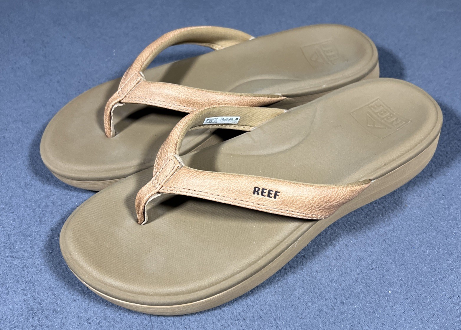 Reef Cushion Cloud Comfort Sandals Womens 7 Mocha Tan Brown Flip Flops Beach