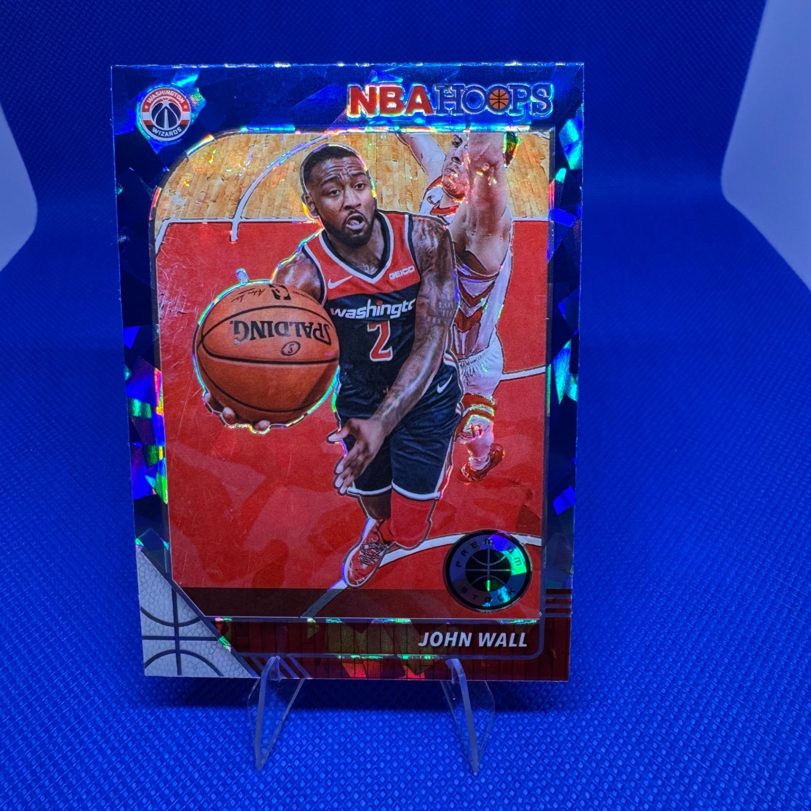 2019-20 Panini NBA Hoops Premium Stock - John Wall #191 Blue Cracked Ice Prizm