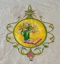 VTG Completed Bucilla Crewel Floral Linen Embroidery "Venetian Cameo" 1974