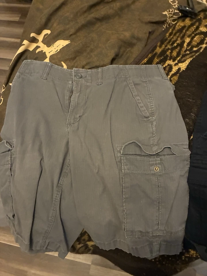 2 pares de pantalones cortos cargo para hombre St John’s Bay & Noma talla 36 Foto 4 de 4