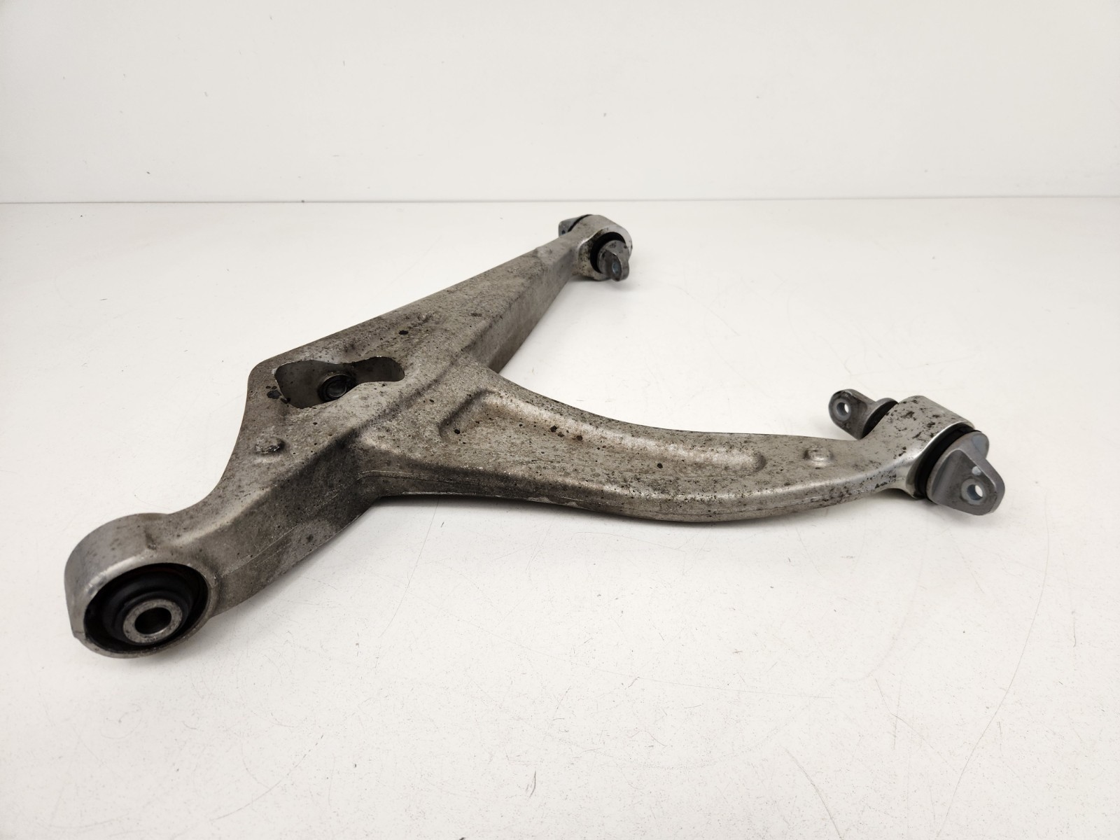 McLaren MP4-12C 2012-2017 Rear Right Lower Control arm P/N 11B0080CP