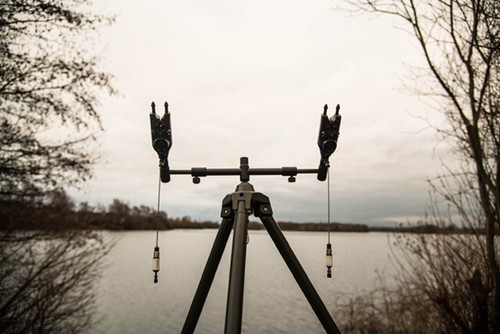 River Tripod, Adjustable Height, Add any Rod Rest/Buzz Bar, Barbel Pod *FREE BAG - Picture 2 of 5