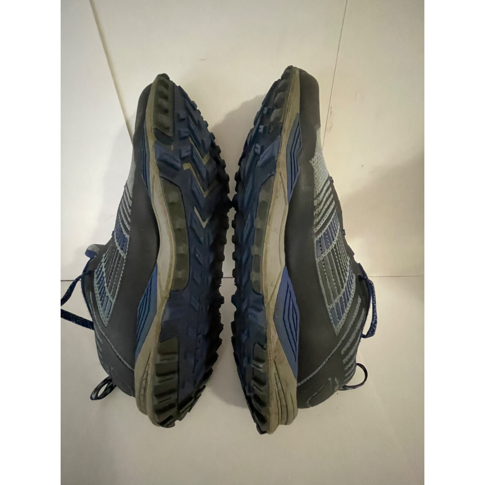 BROOKS MENS CASCADIA 13 RUNNING LOW TOP LACE UP BLUE 1102851D058 SIZE