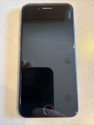 iPhone SE (2020) 128 GB schwarz (Batterie max. 74 % (OVP)