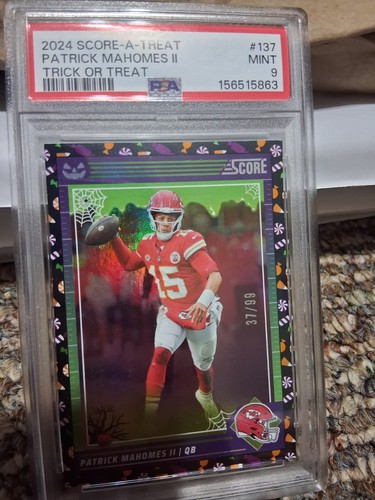 Patrick Mahomes II [Candy] #137 2024 Panini Score-A-Treat card