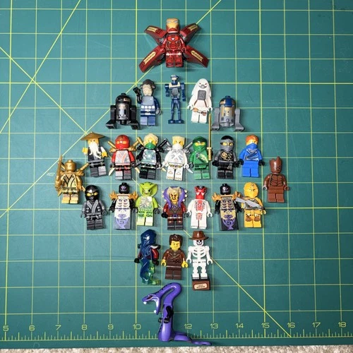New ListingLEGO minifigures lot - Nijago, Star Wars, Avengers