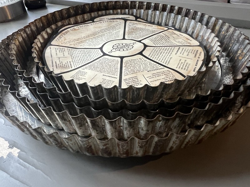 Matfer Vintage Fluted  Quiche/Tart Pan Removable Bottom Stainless Steel Set Of 5