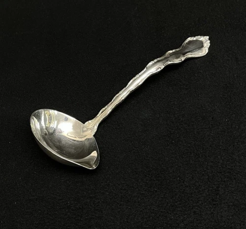 71.99g "Tara" by Reed & Barton Sterling Silver Solid Gravy Ladle 6 5/8"
