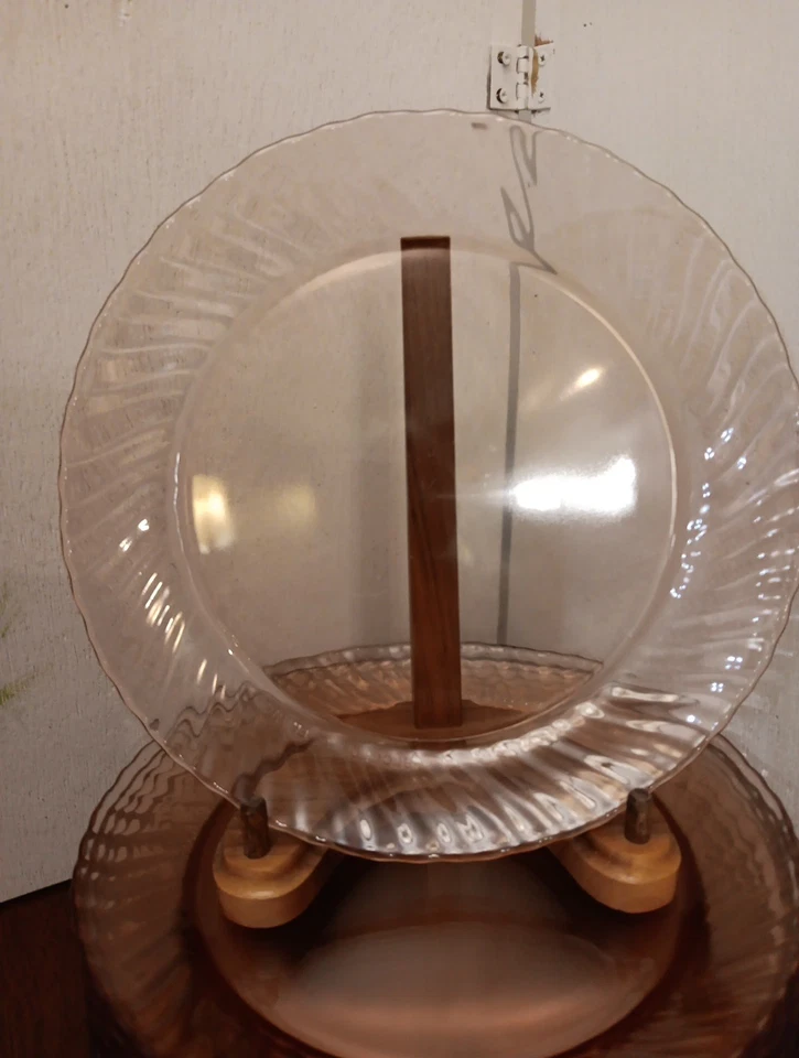 Arcoroc France Pink Glass Salad Plates Set Of 12 Rosaline Vintage 7 5/8" Swirl - Image 2 of 4