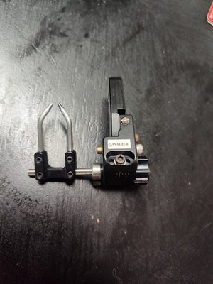 Cavalier USA Drop-Away Arrow Rest Right Handed RH Archery Bow Hunting 