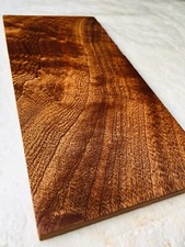 MAHOGANY BESPOKE QUILTED POMELLE RIBBON WAVE FIGURED CHARACTER BLANK