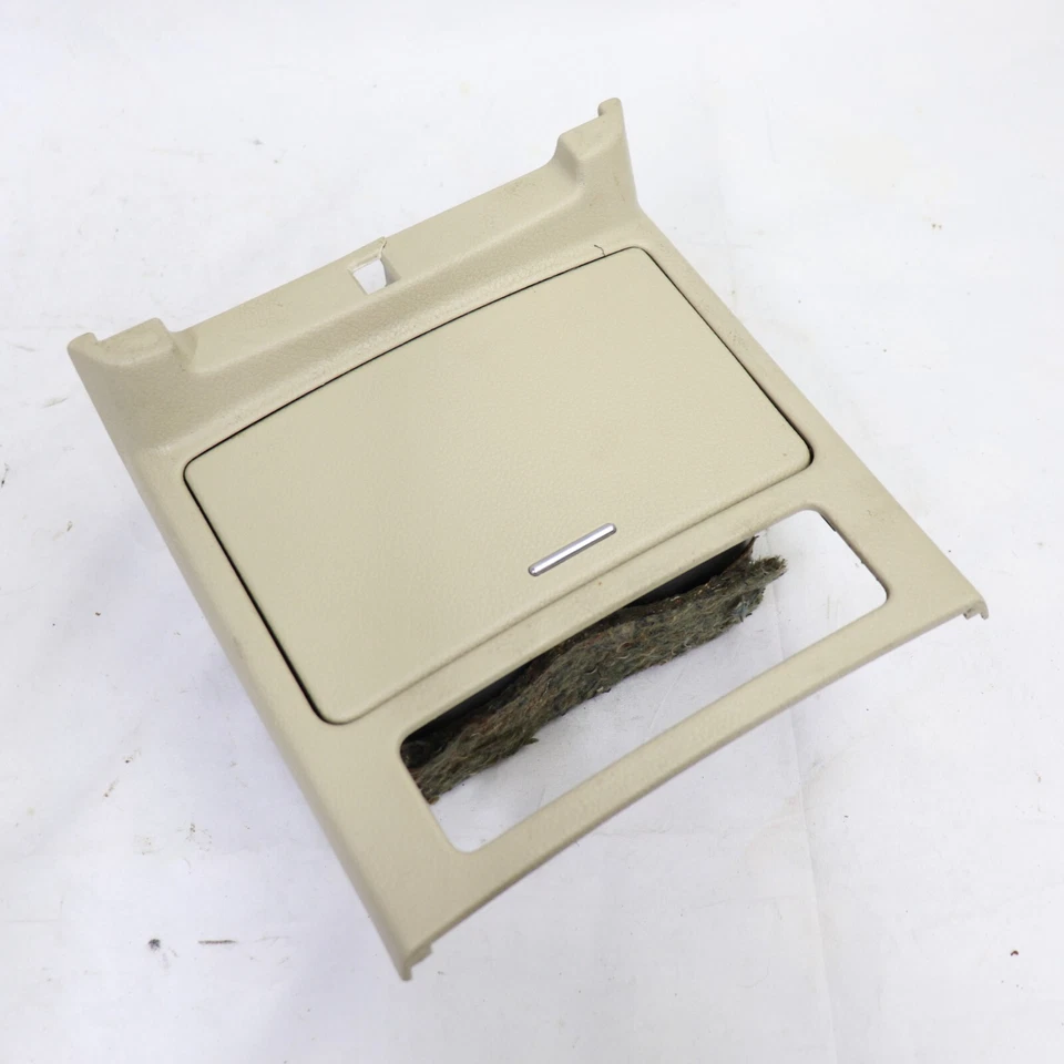 2006-2007-INFINITI-M35-M45-CONSOLA CENTRAL-DELANTERA-PORTAVASOS-P10552A28000-OEM BRONCEADO Foto 2 de 4