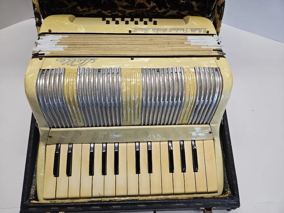 Vintage Noble Accordion With Case Pearl White Works Noble Product Worlds Finest - Image 2 of 4
