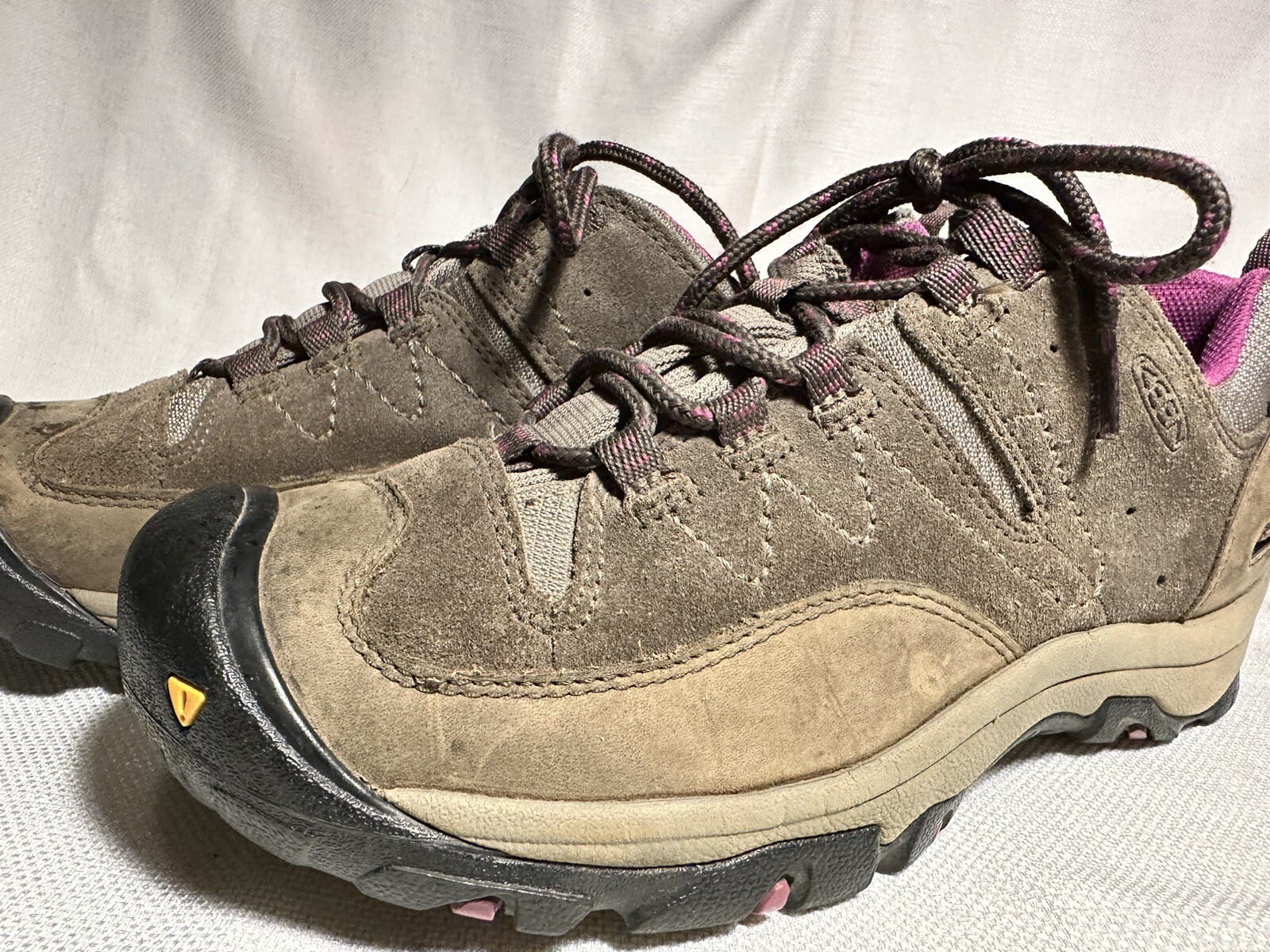 Scarpe da trekking impermeabili KEEN donna Susanville taglia 9 US 1007935 marrone magenta